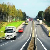 На федеральных трассах вводится плата за проезд для большегрузов с разрешенной максимальной массой свыше 12 тонн